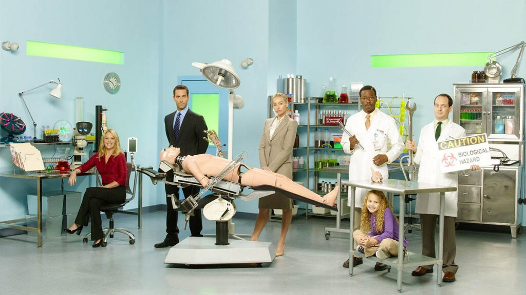 Better Off Ted dizisinde Ted Crisp ve Veridian Dynamics çalışanları