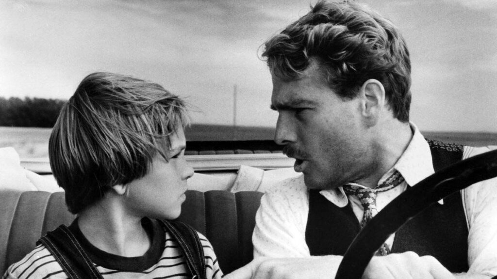 Paper Moon (1973) filminde Ryan O'Neal ve Tatum O'Neal