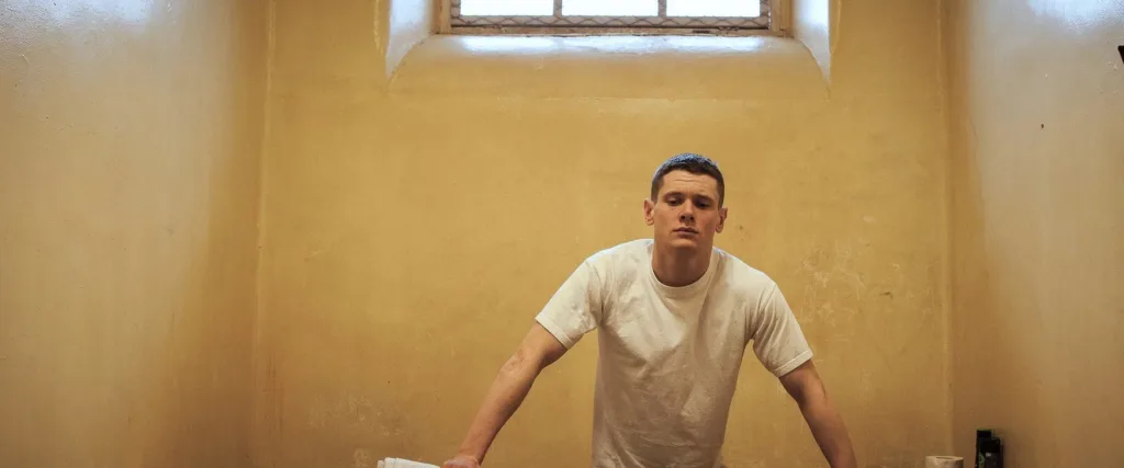 Starred Up (2013) – hapishane filmleri