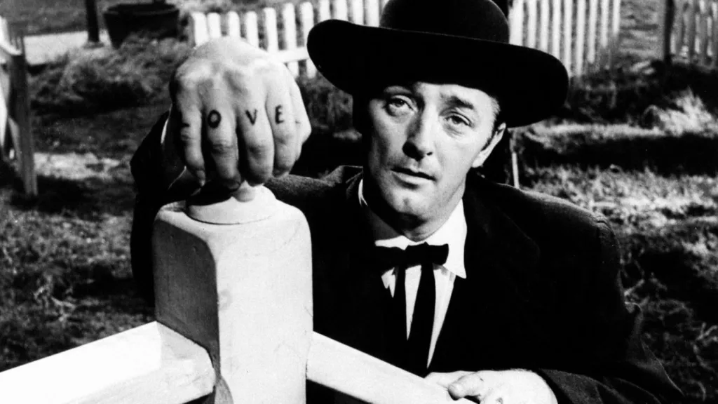 en iyi kötü karakterler - The Night of the Hunter (1955) filminde Reverend Harry Powell