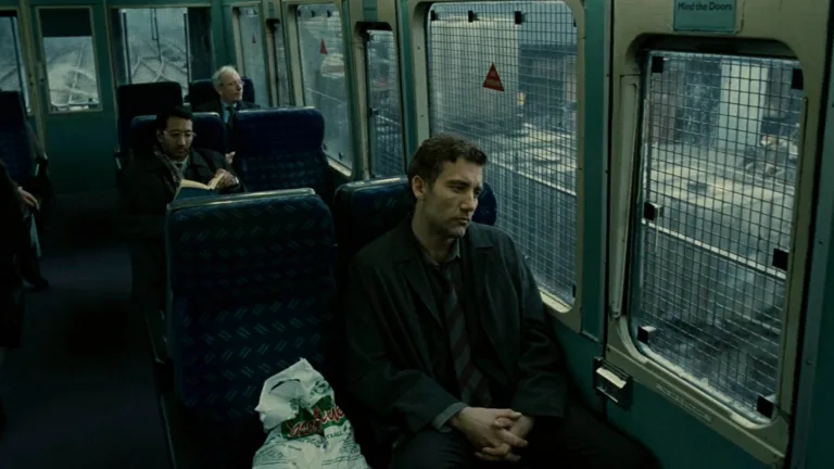 Children of Men Neden En Gerçekçi Distopyalardan Biri Gibi Hissettiriyor?