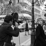 Fransız Yeni Dalgası estetiğini temsil eden Paris sokaklarında film çekimi