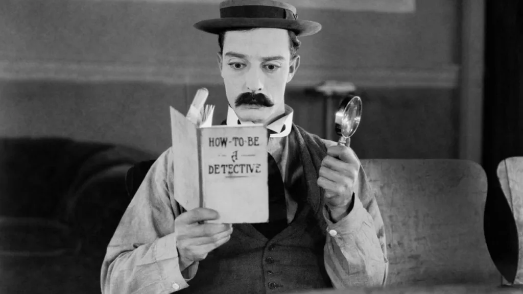 Sherlock Jr. (1924) filminde Buster Keaton projeksiyon kabininde